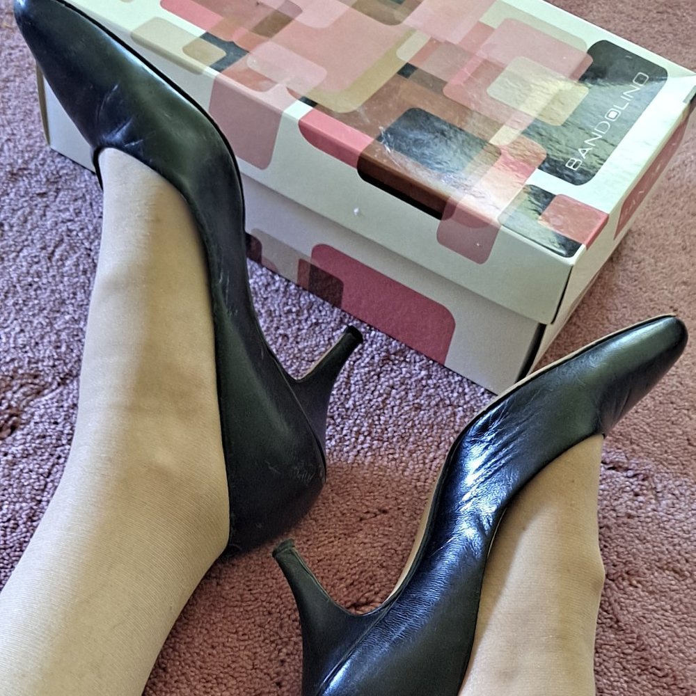 Vintage Black Bandolino High Heel Classic Pumps Size 7 - Picture 2 of 13